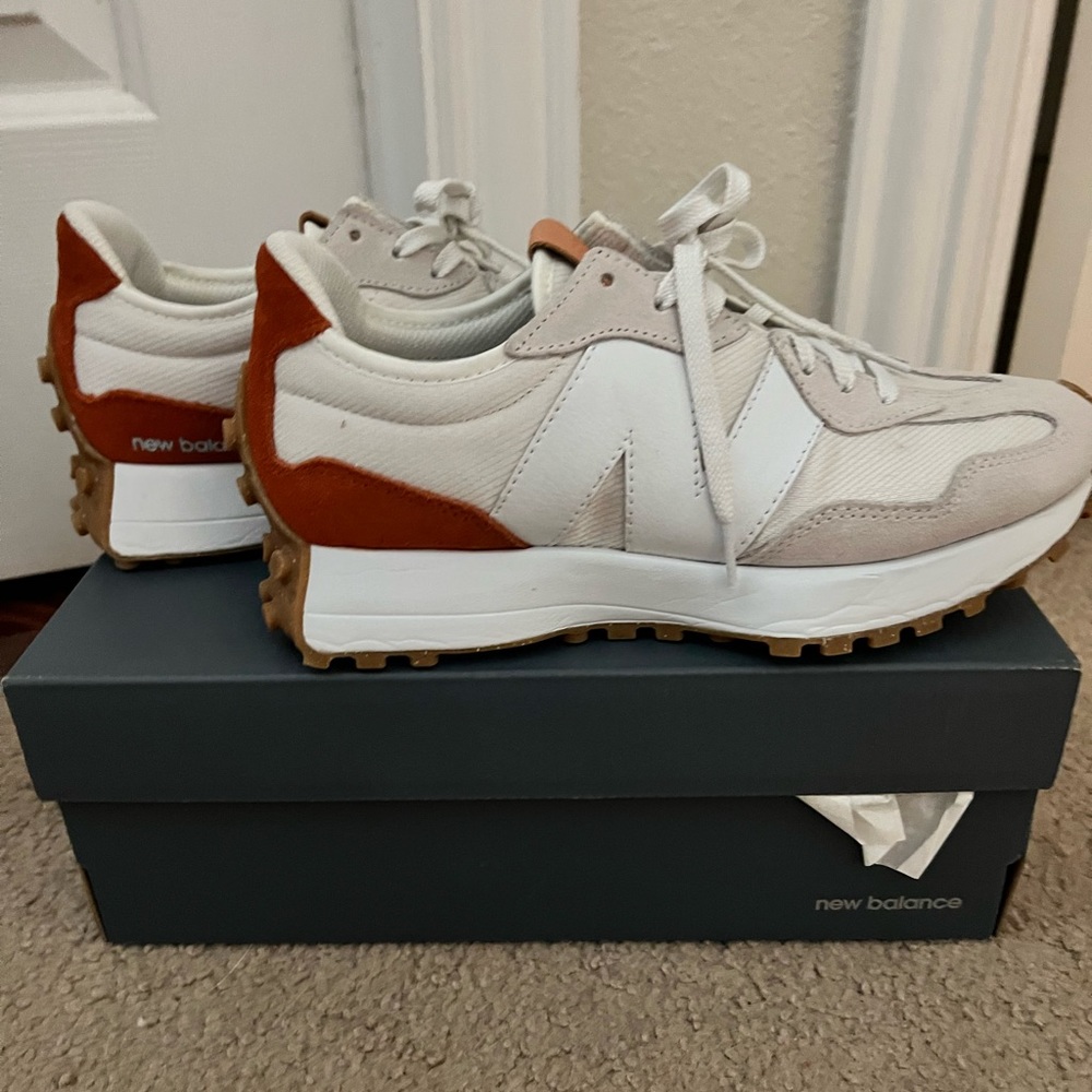 New balance 327 - color: sea salt with rust oxide style#: WS327RA